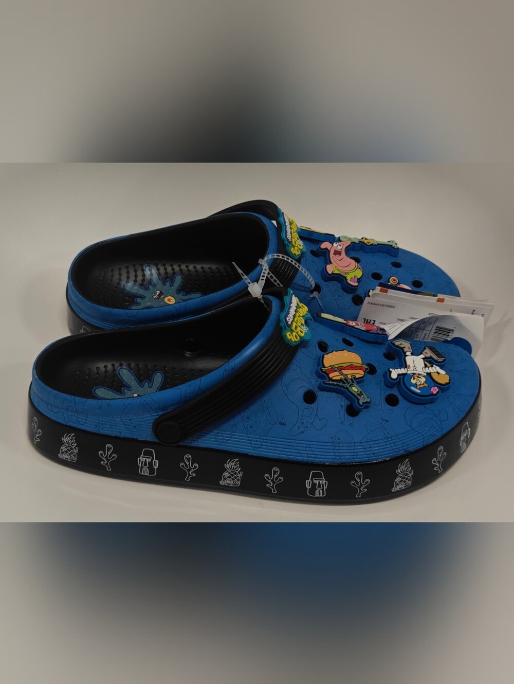Crocs Spongebob Off Court Clogs Multi Color Men’s 10 Women’s 12 Limited Edition